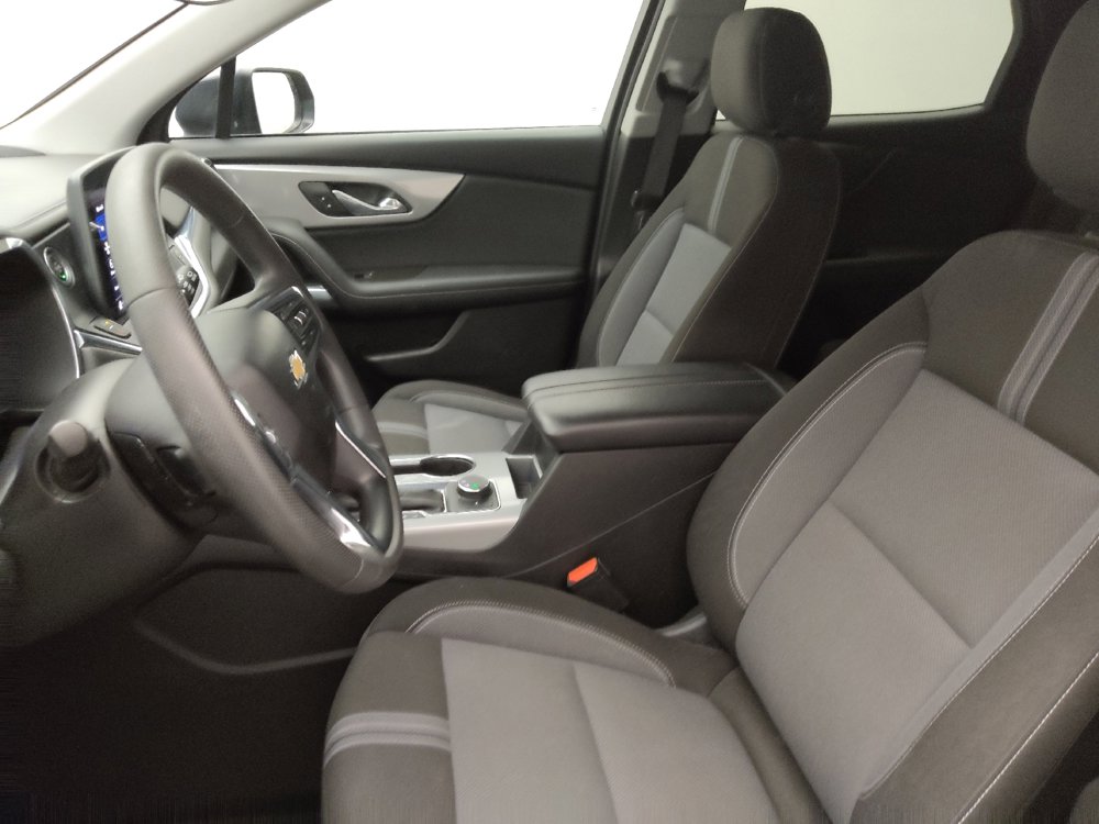 Used 2023 Chevrolet Blazer LT image 17