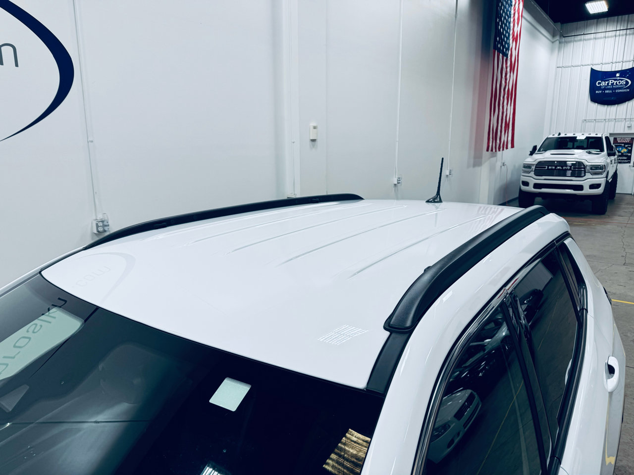 Used 2024 Jeep Compass Latitude image 14