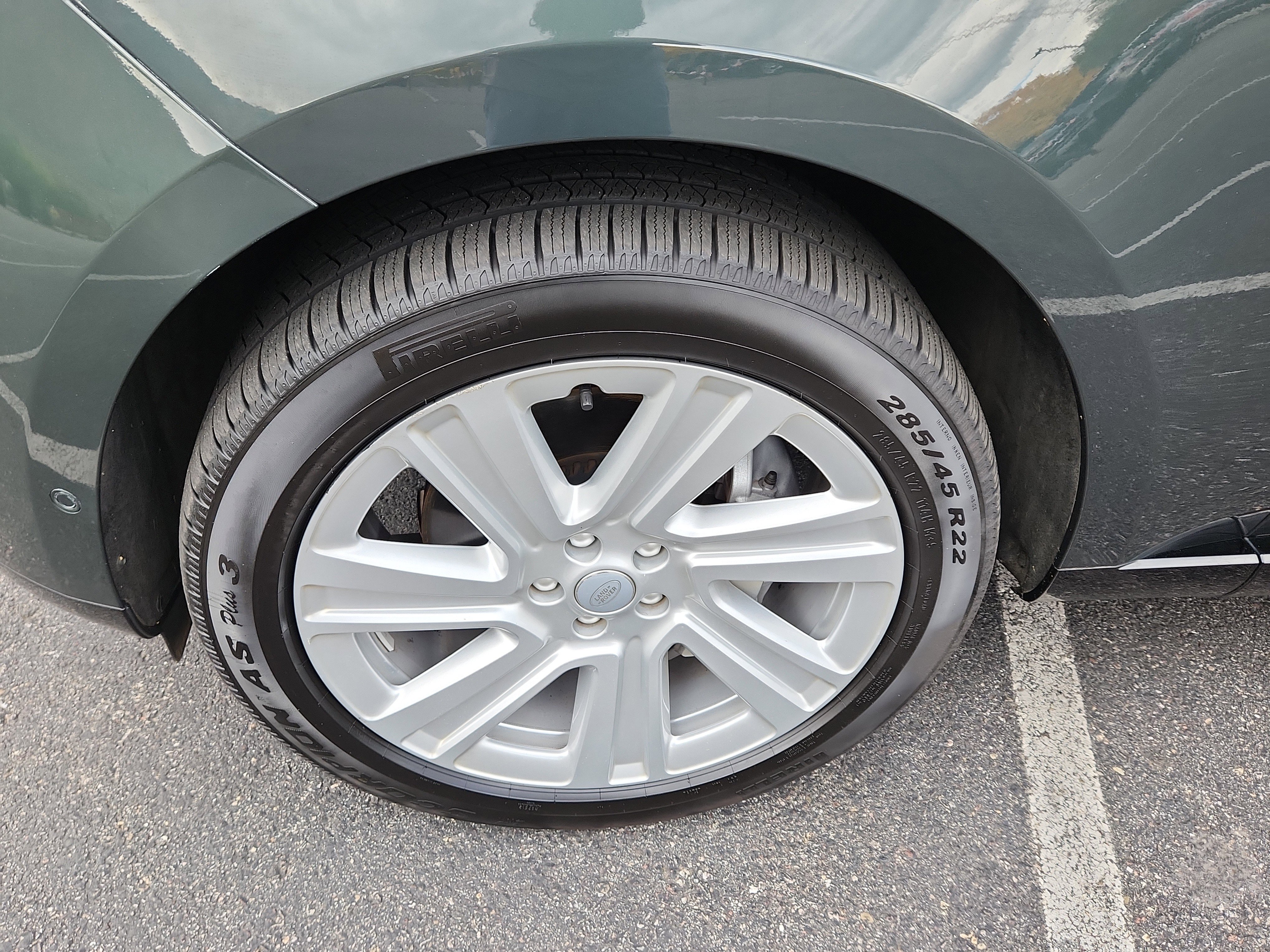 Certified 2023 Land Rover Range Rover SE image 21