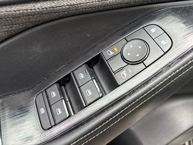 Certified 2023 Nissan Rogue SV image 12