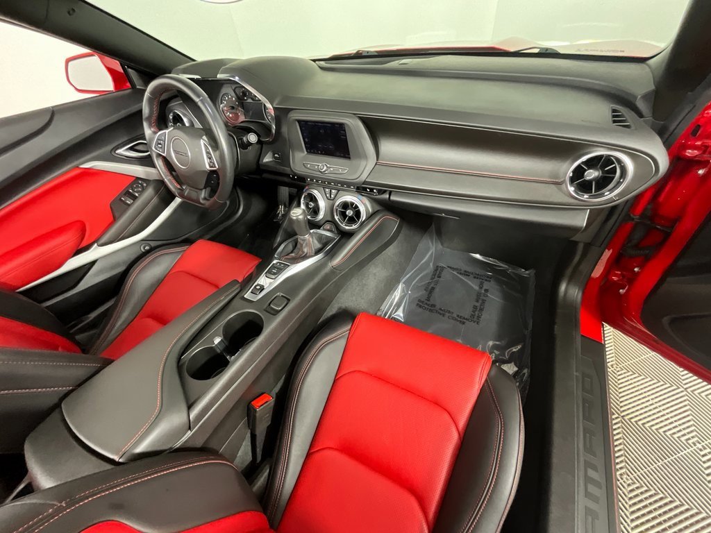 Used 2022 Chevrolet Camaro LT w/ RS Package image 16