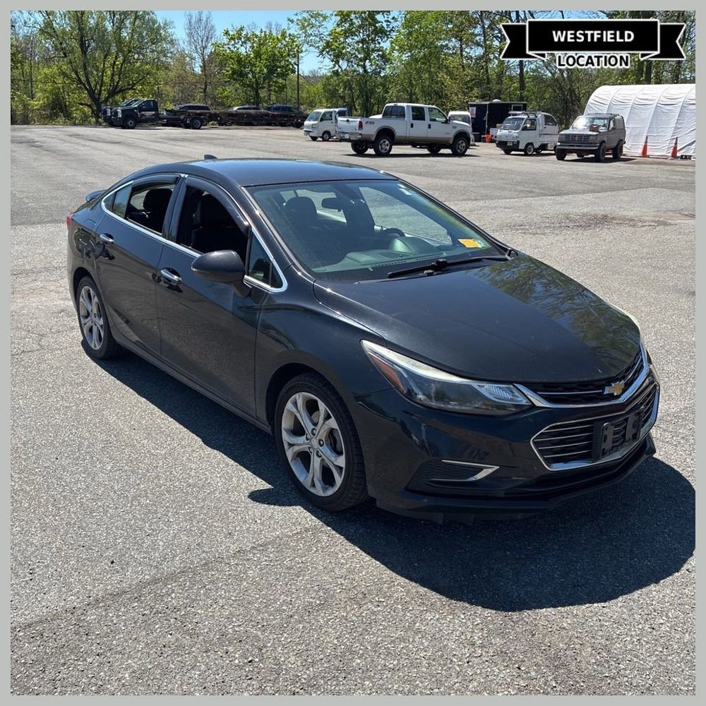Used 2016 Chevrolet Cruze Premier FWD image 1