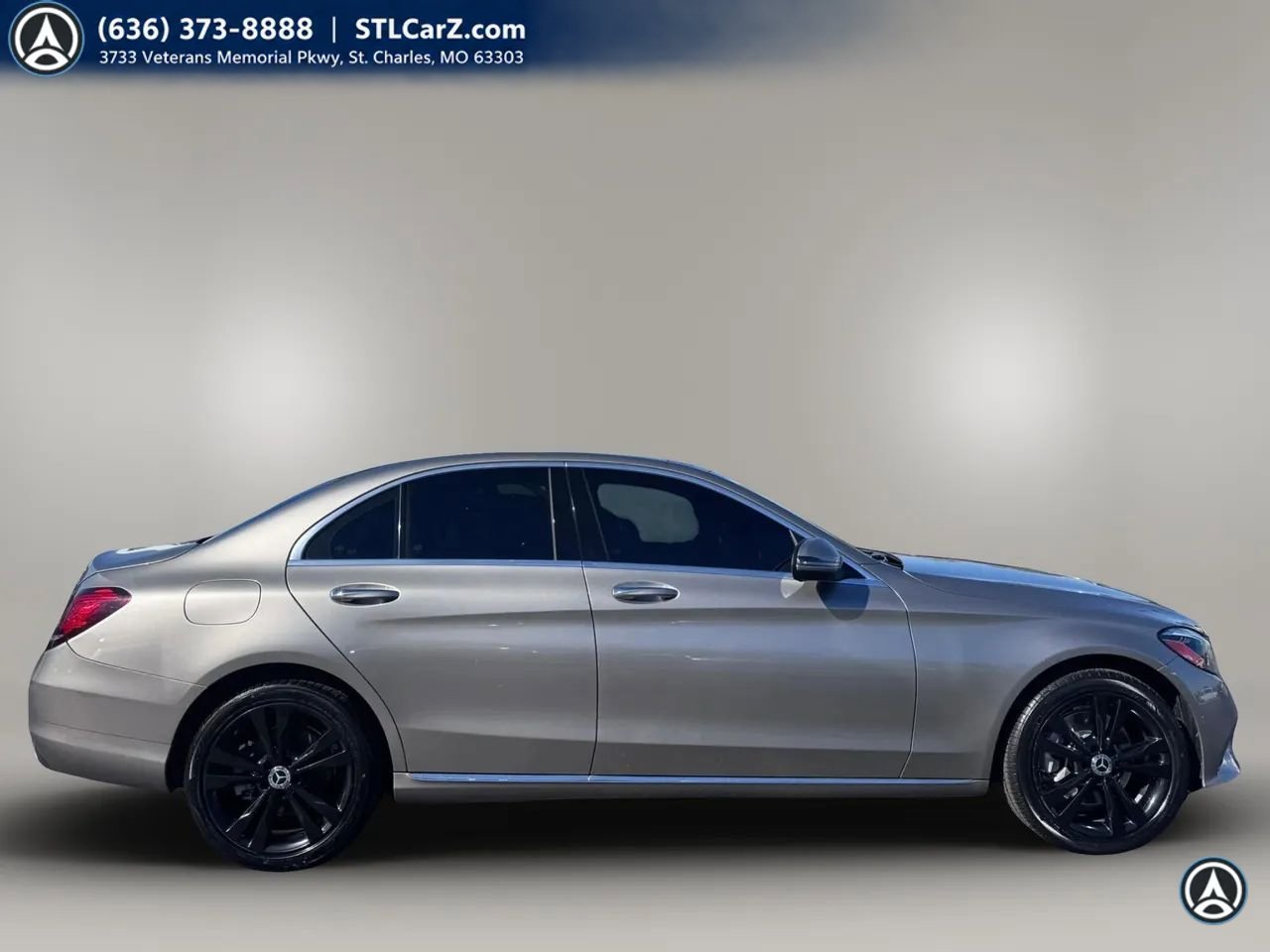 Used 2019 Mercedes-Benz C 300 4MATIC Sedan image 2