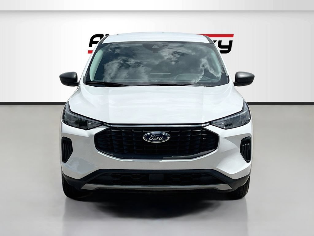 Used 2026 Ford Escape Active w/ Tech Pack #1 FWD image 2
