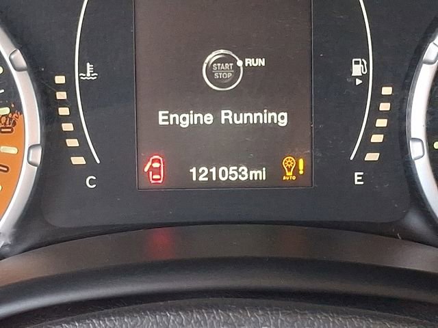 Used 2016 Jeep Renegade Latitude image 18