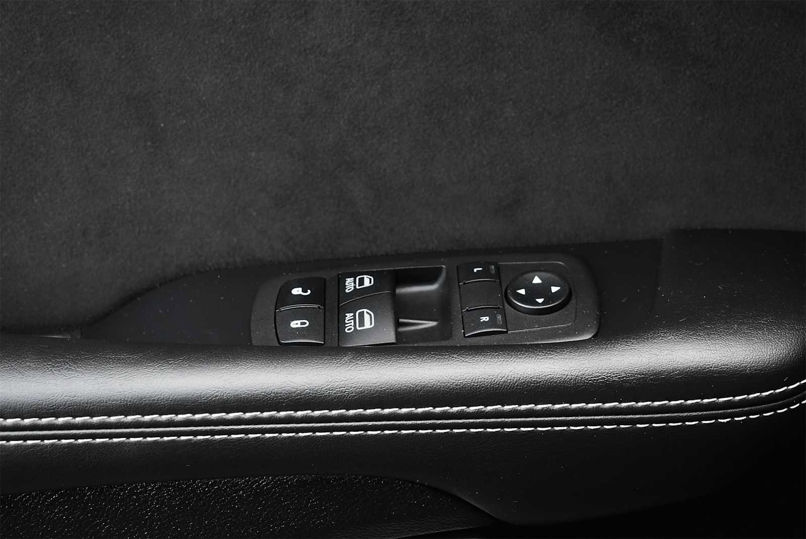 Used 2023 Dodge Challenger SRT Hellcat w/ Driver Convenience Group image 29