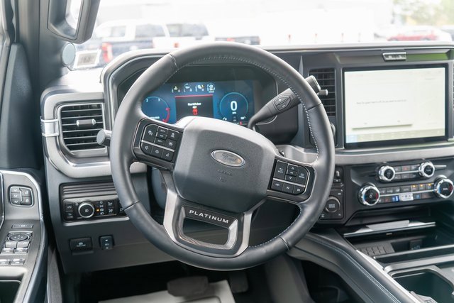 Used 2025 Ford F350 Platinum w/ FX4 Off-Road Package image 14