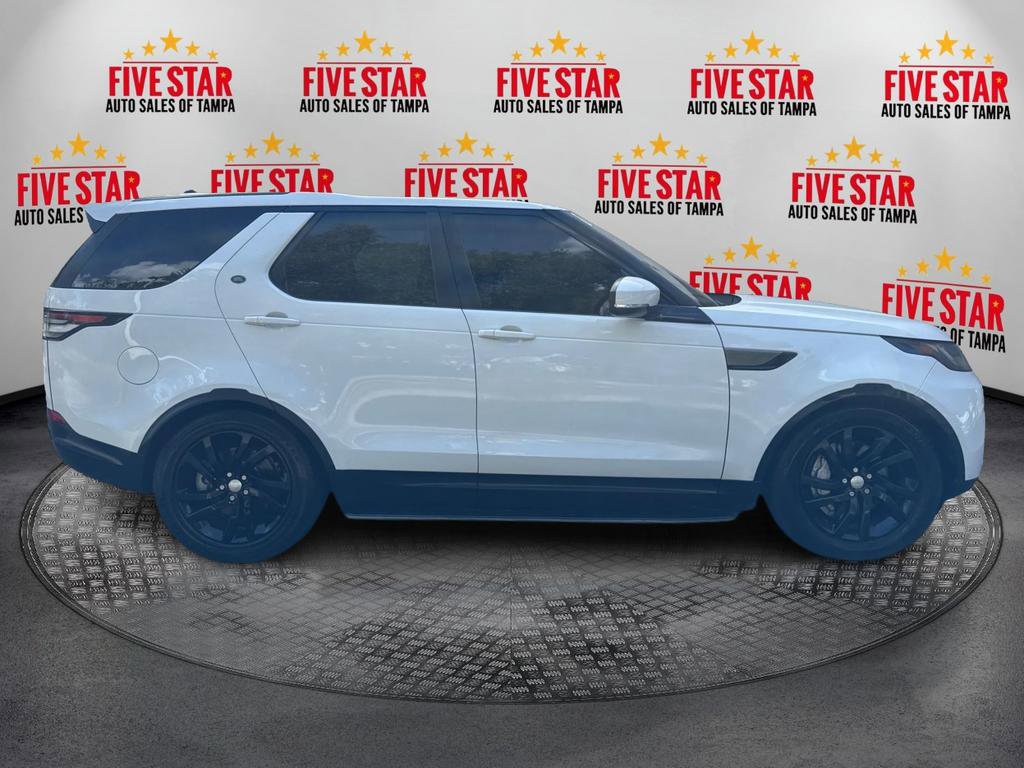 Used 2018 Land Rover Discovery SE AWD/4WD image 8