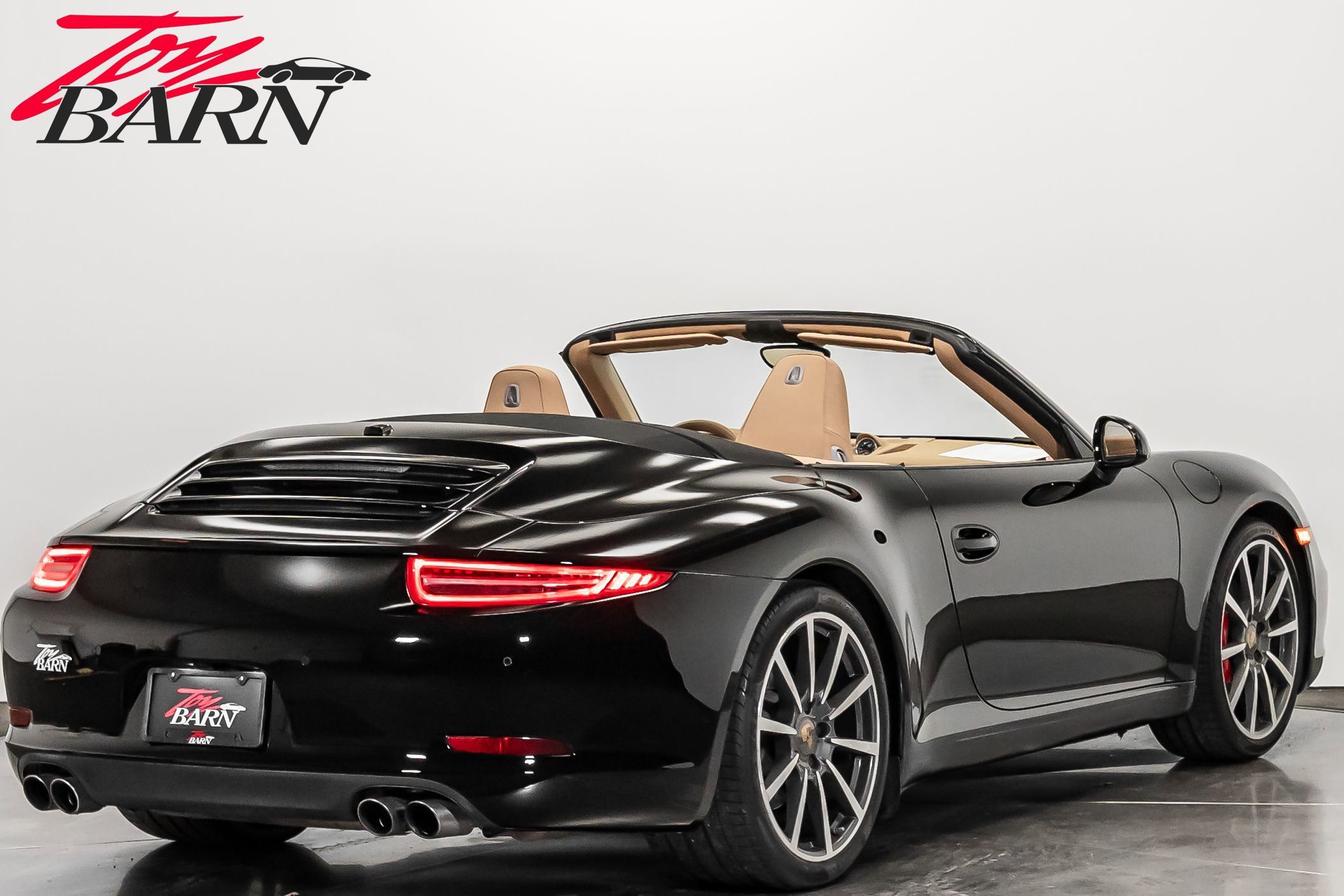 Used 2015 Porsche 911 Carrera S image 5