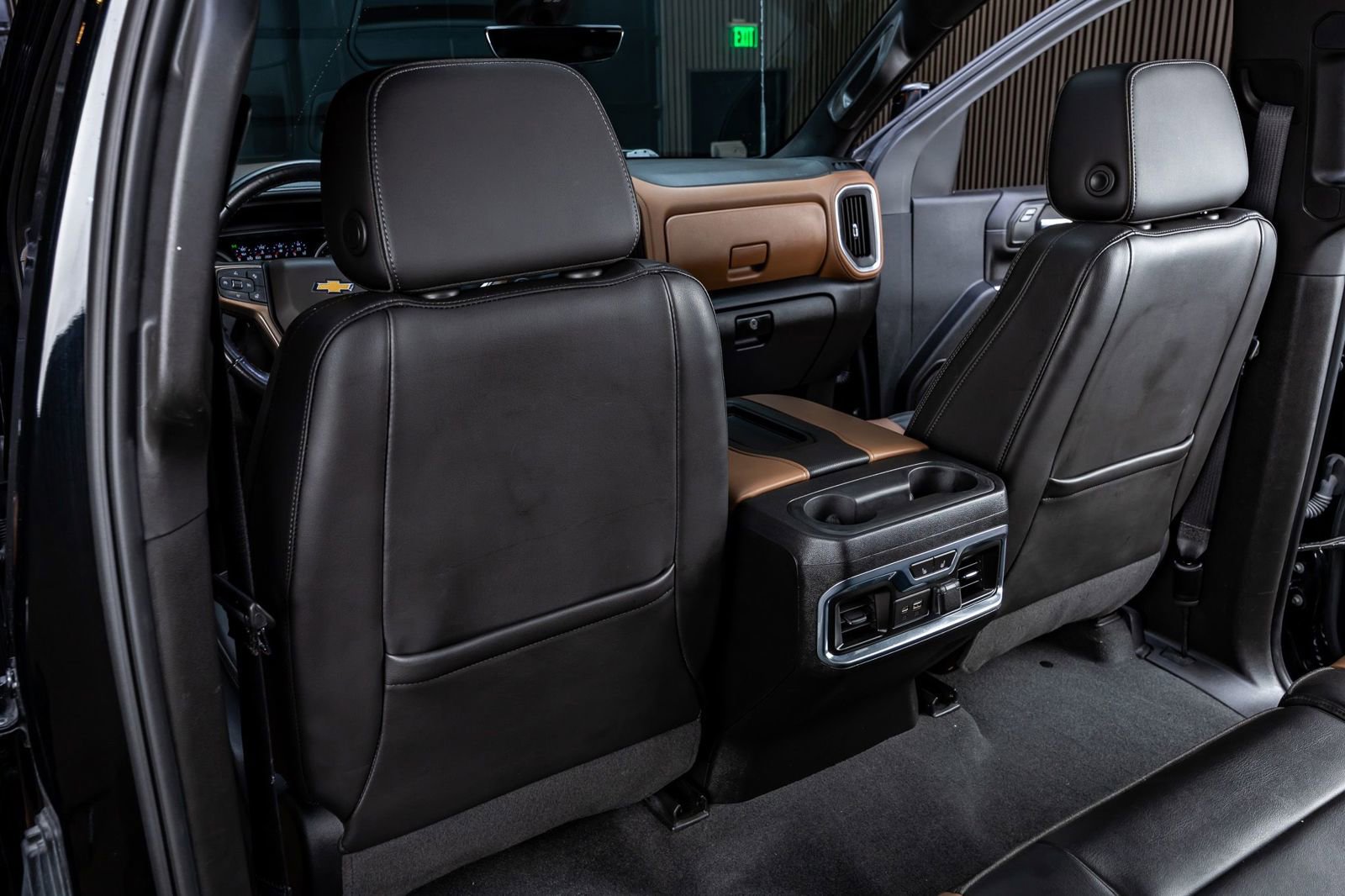 Used 2021 Chevrolet Silverado 2500 High Country w/ Z71 Off-Road Package AWD/4WD image 34