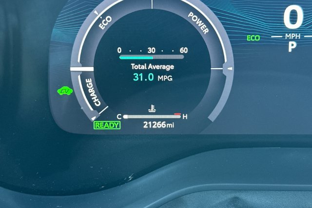 Certified 2025 Toyota Sienna XSE w/ XSE Premium Package AWD/4WD image 26