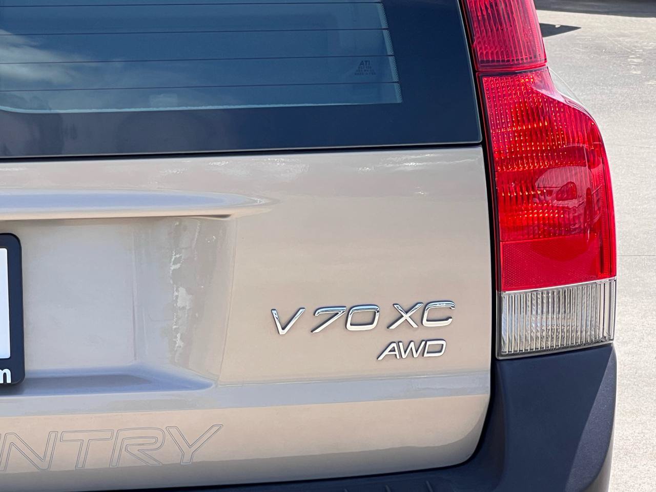 Used 2002 Volvo V70 Cross Country AWD/4WD image 9
