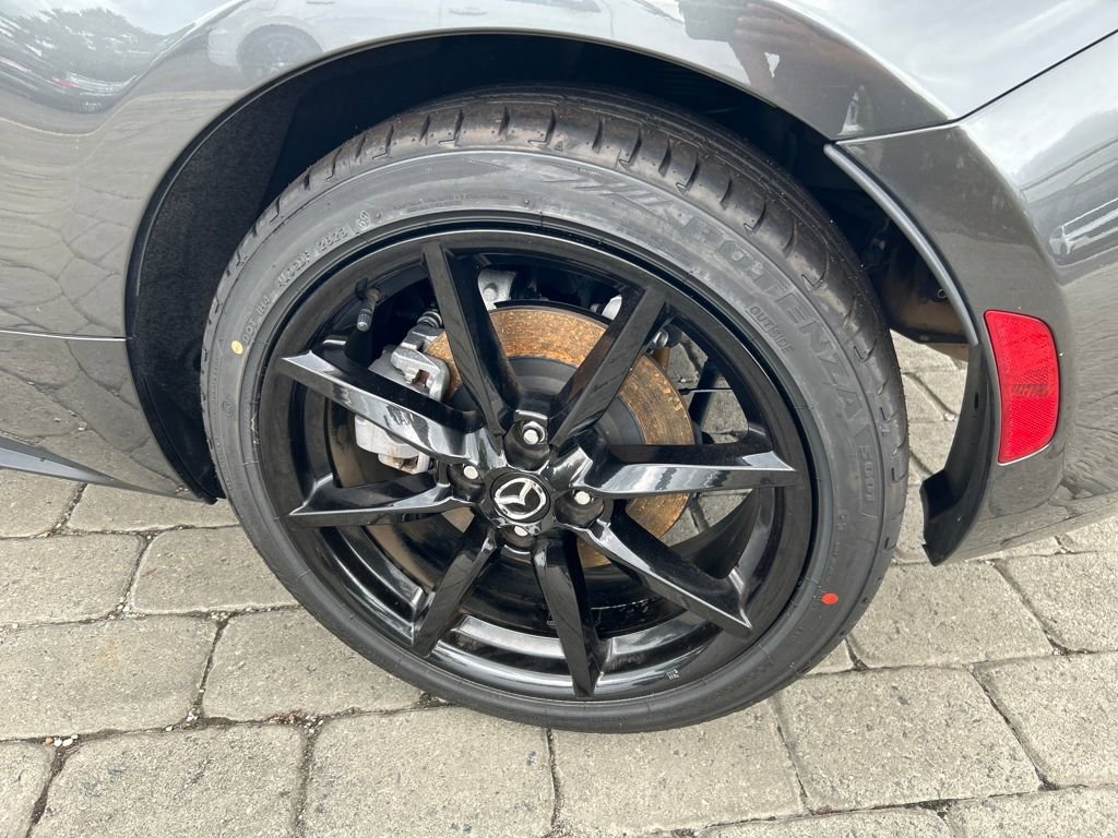 Certified 2023 MAZDA MX-5 Miata Club image 11