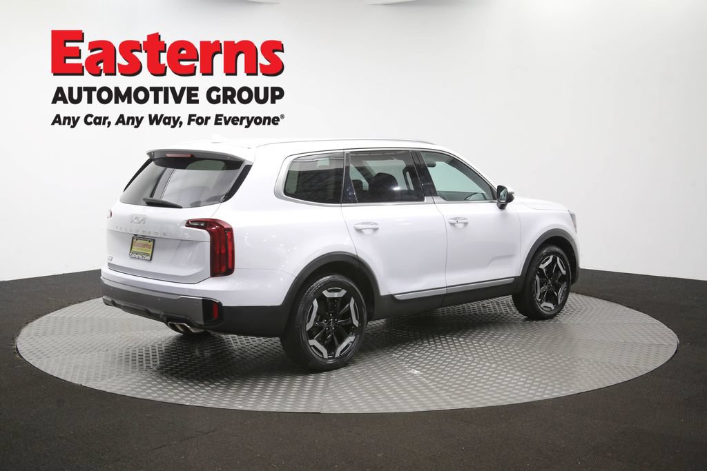 Used 2025 Kia Telluride S FWD image 46