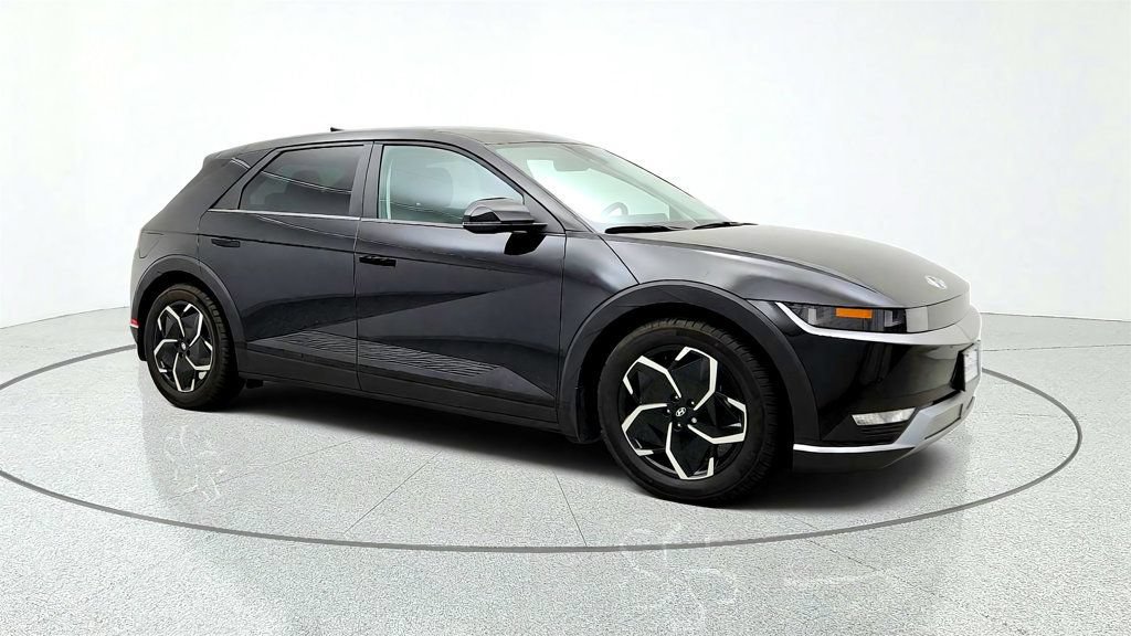 Used 2023 Hyundai Ioniq 5 SE RWD image 3