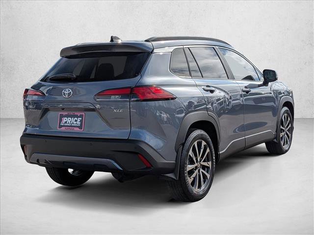 Used 2025 Toyota Corolla Cross XLE w/ Convenience Package image 5