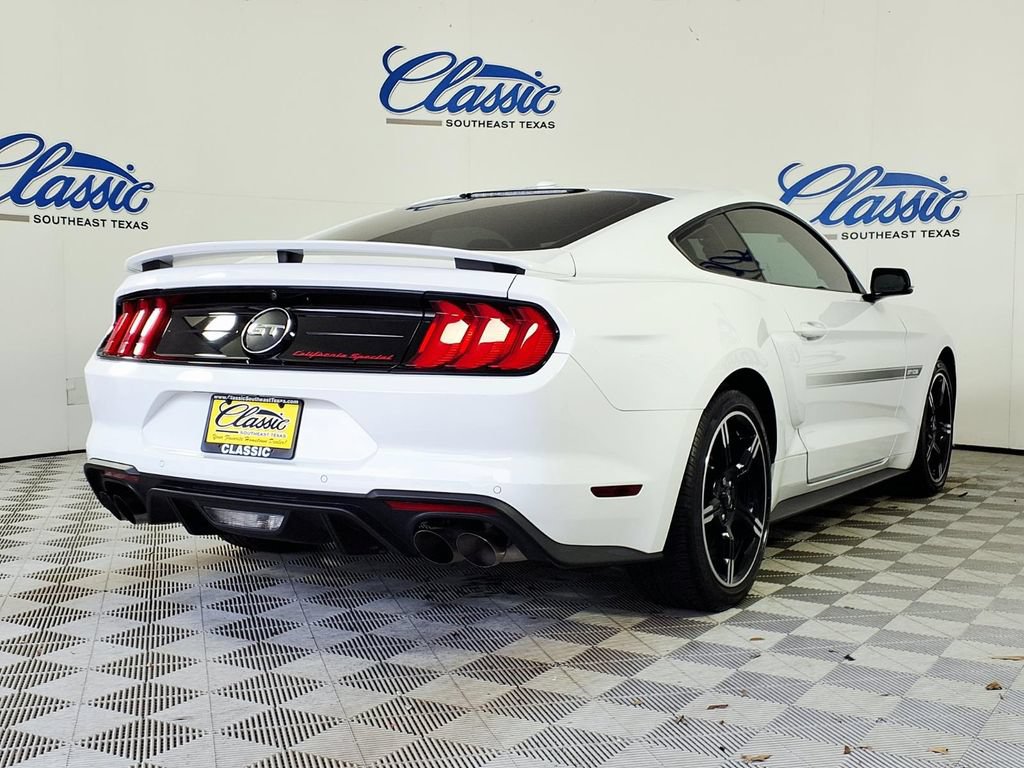 Used 2019 Ford Mustang GT Premium w/ Equipment Group 401A RWD image 6