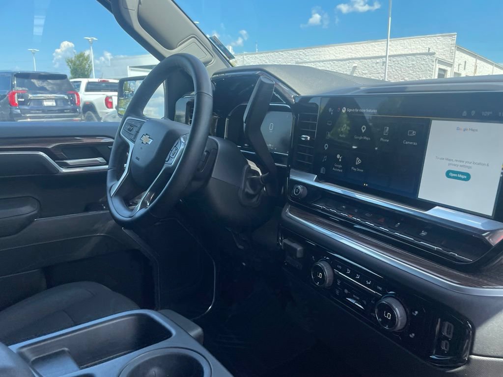 Used 2026 Chevrolet Silverado 1500 LT AWD/4WD image 30