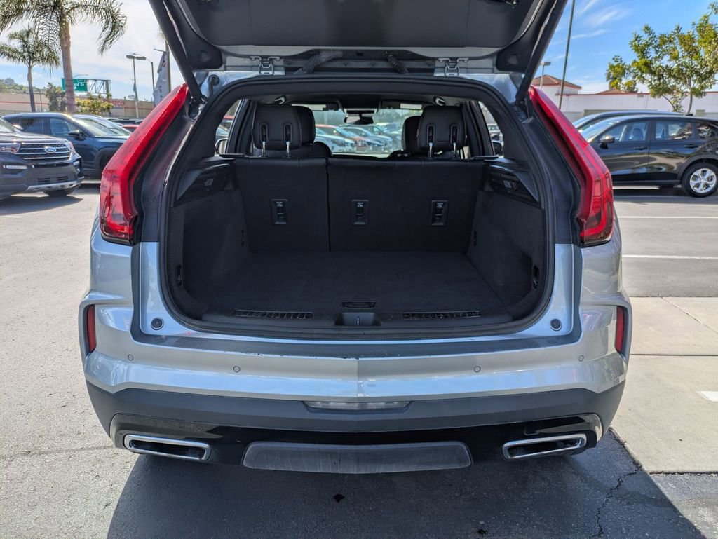 Used 2024 Cadillac XT4 Premium Luxury image 31