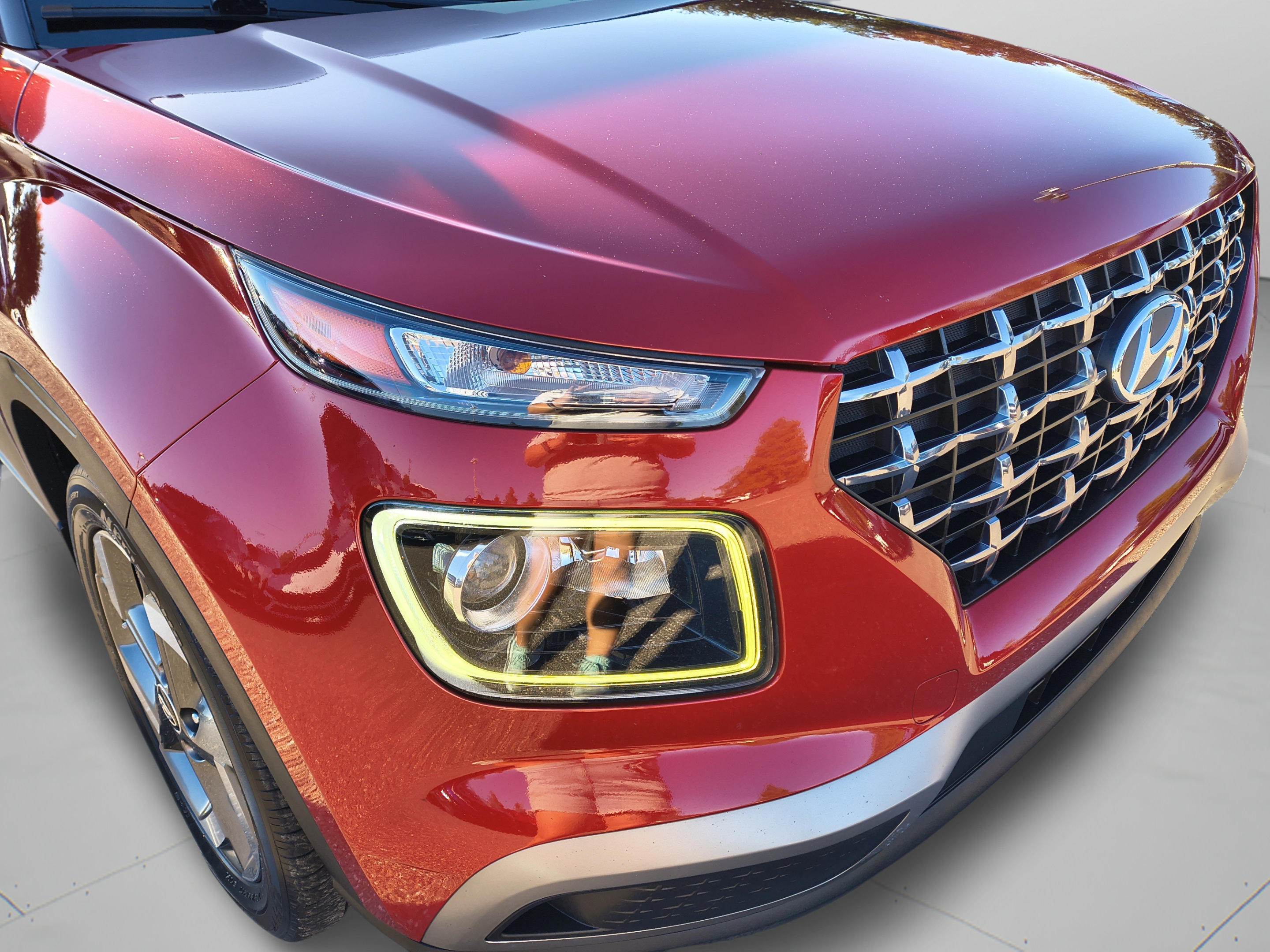 Certified 2023 Hyundai Venue Limited FWD image 30