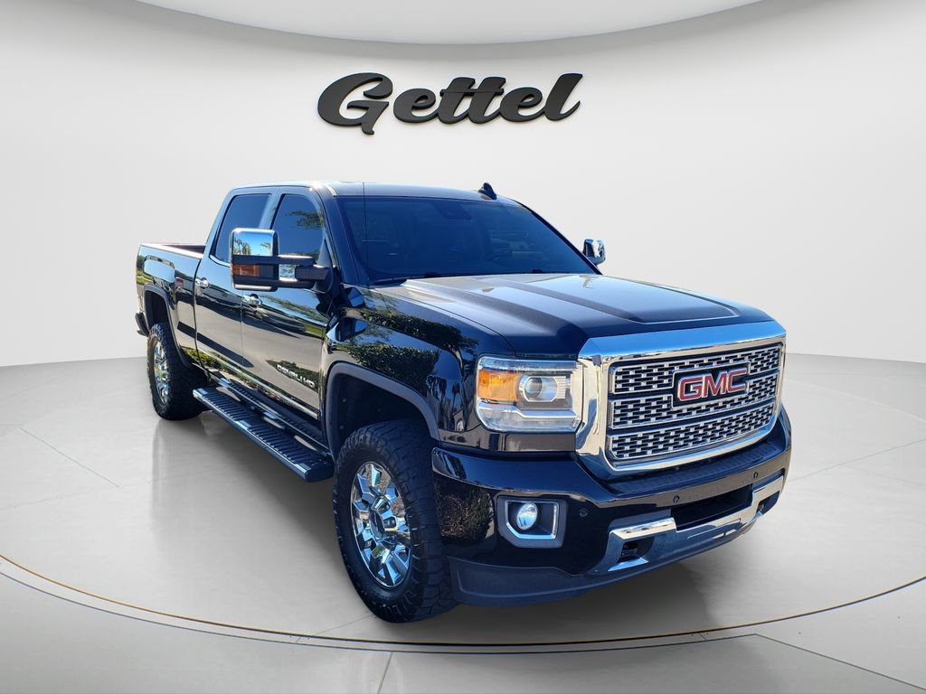 Used 2018 GMC Sierra 2500 Denali w/ Suspension Package, Off-Road image 3
