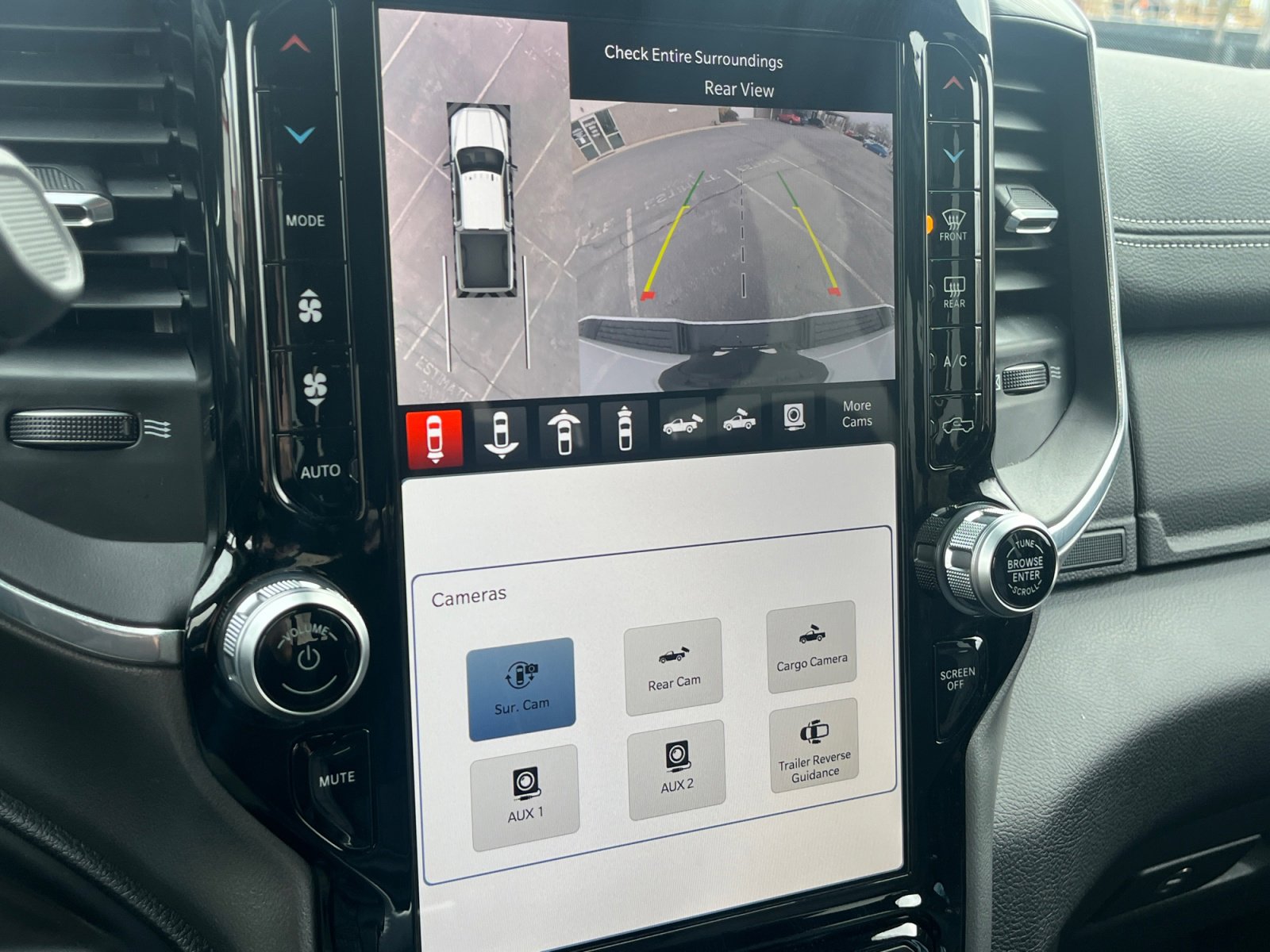 Used 2024 RAM 2500 Laramie w/ Night Edition image 22