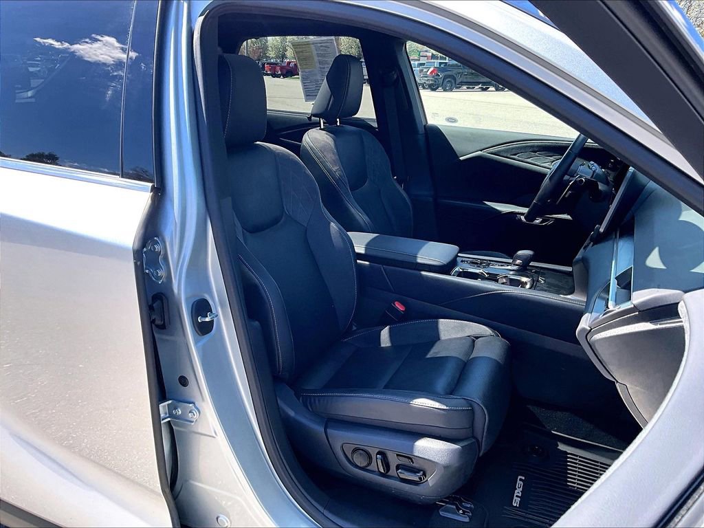 Used 2025 Lexus RX 350 AWD w/ Convenience Package image 11