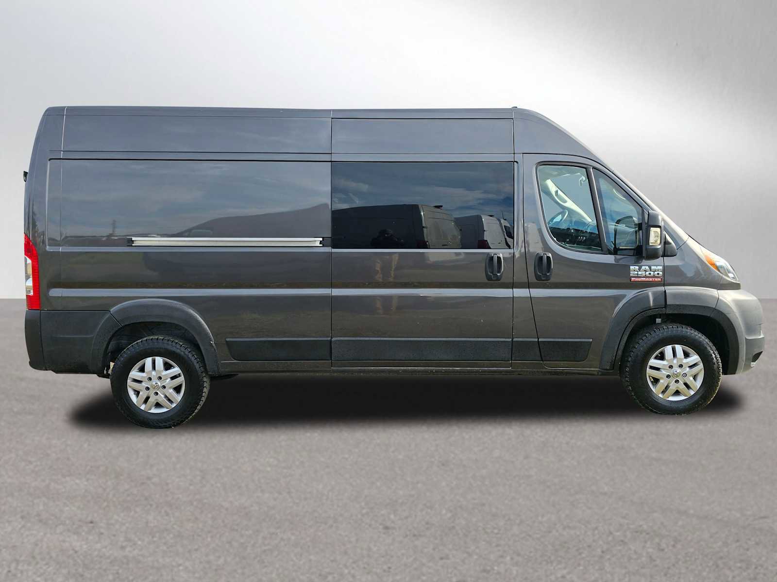 Used 2019 RAM ProMaster 2500 image 2