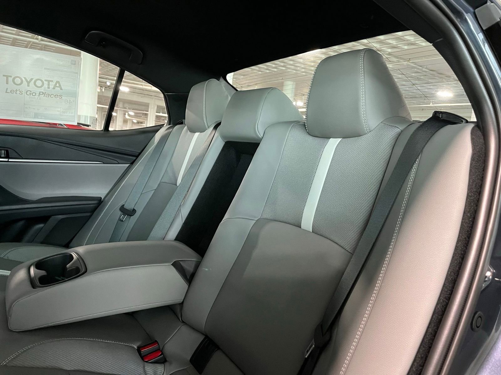 New 2026 Toyota Camry SE FWD image 34