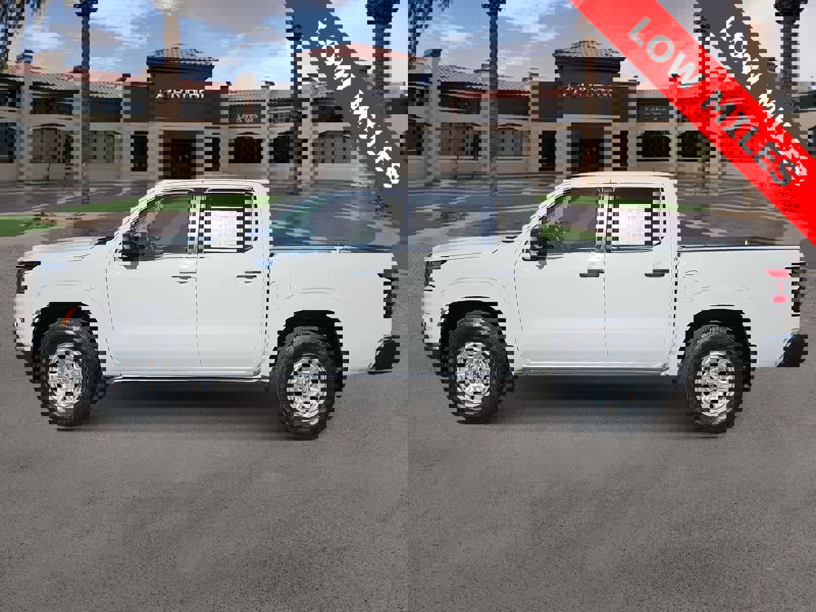 Used 2023 Nissan Frontier S w/ Technology Package image 5