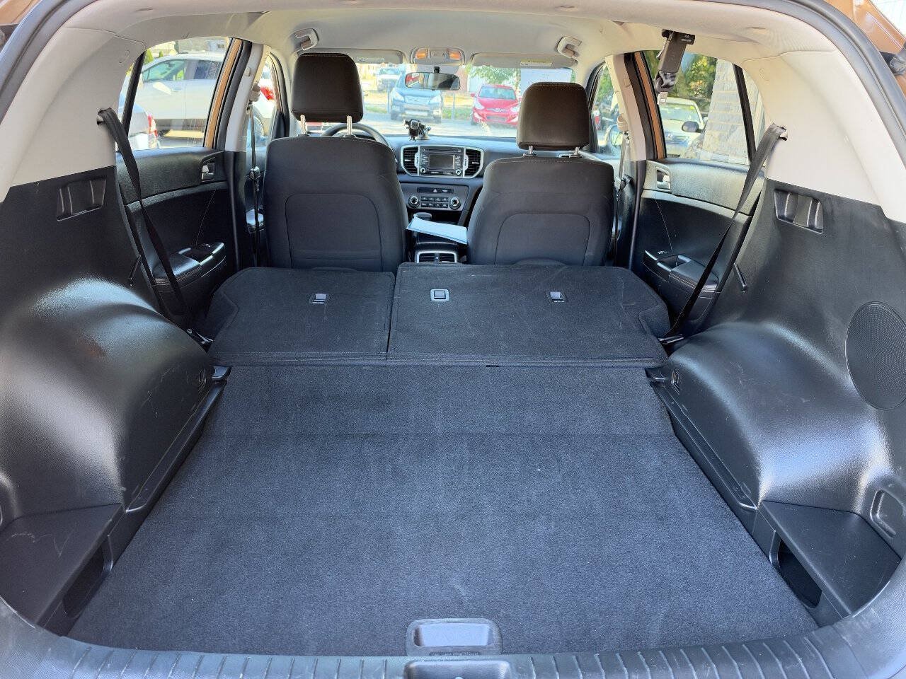 Used 2018 Kia Sportage LX FWD image 18