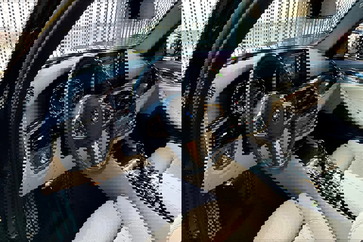 Used 2022 BMW 540i w/ M Sport Package image 16