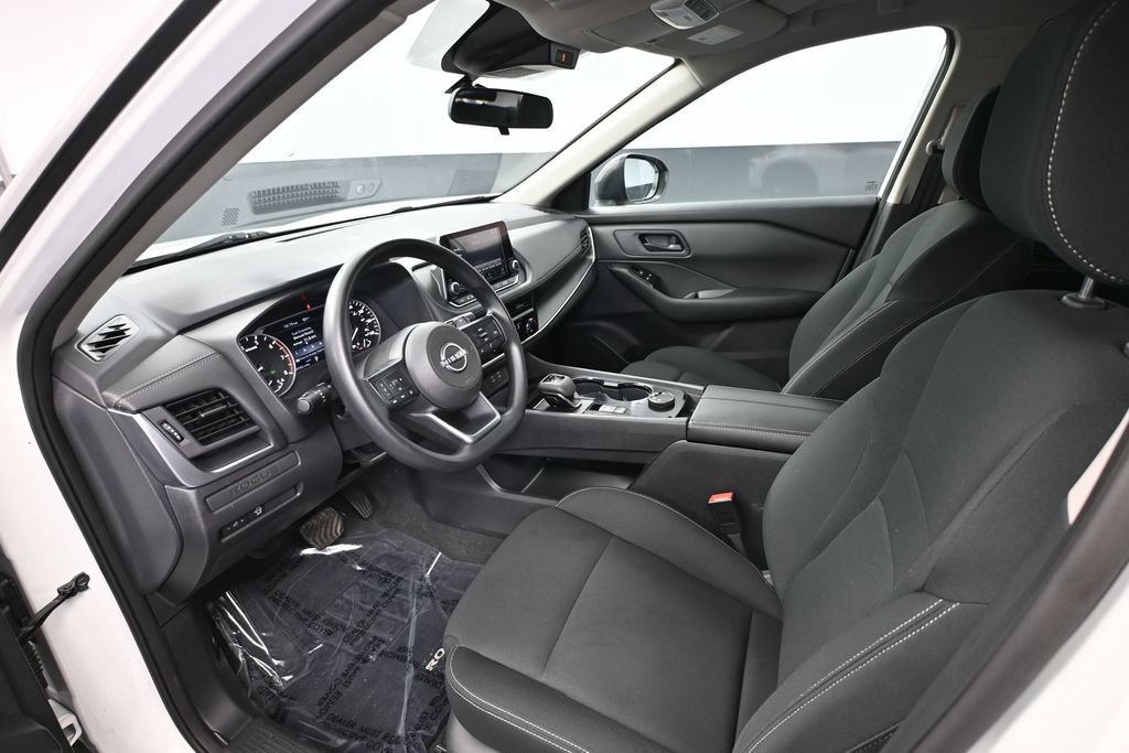 Used 2024 Nissan Rogue S AWD/4WD image 20
