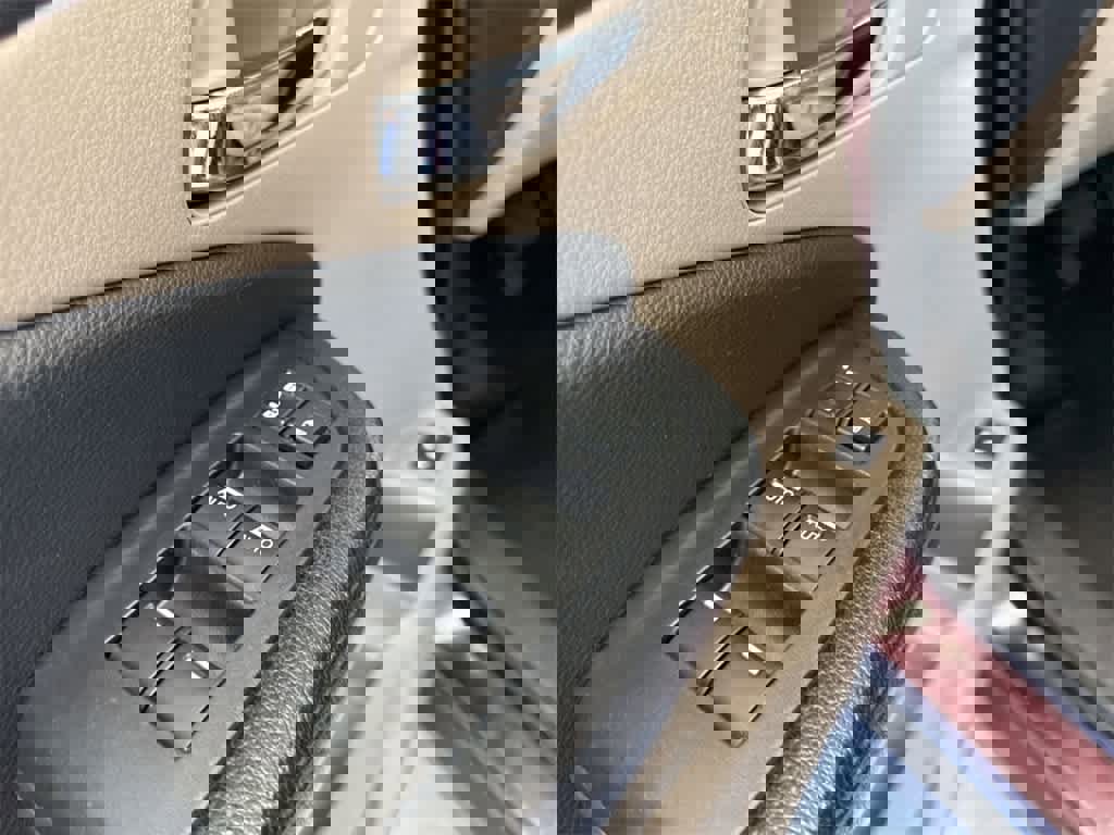 Used 2017 Honda Pilot EX-L image 17