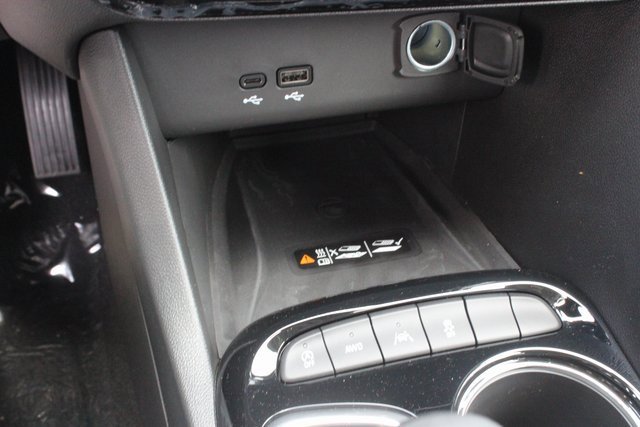 New 2026 Buick Encore GX Avenir w/ Avenir Technology Package image 44