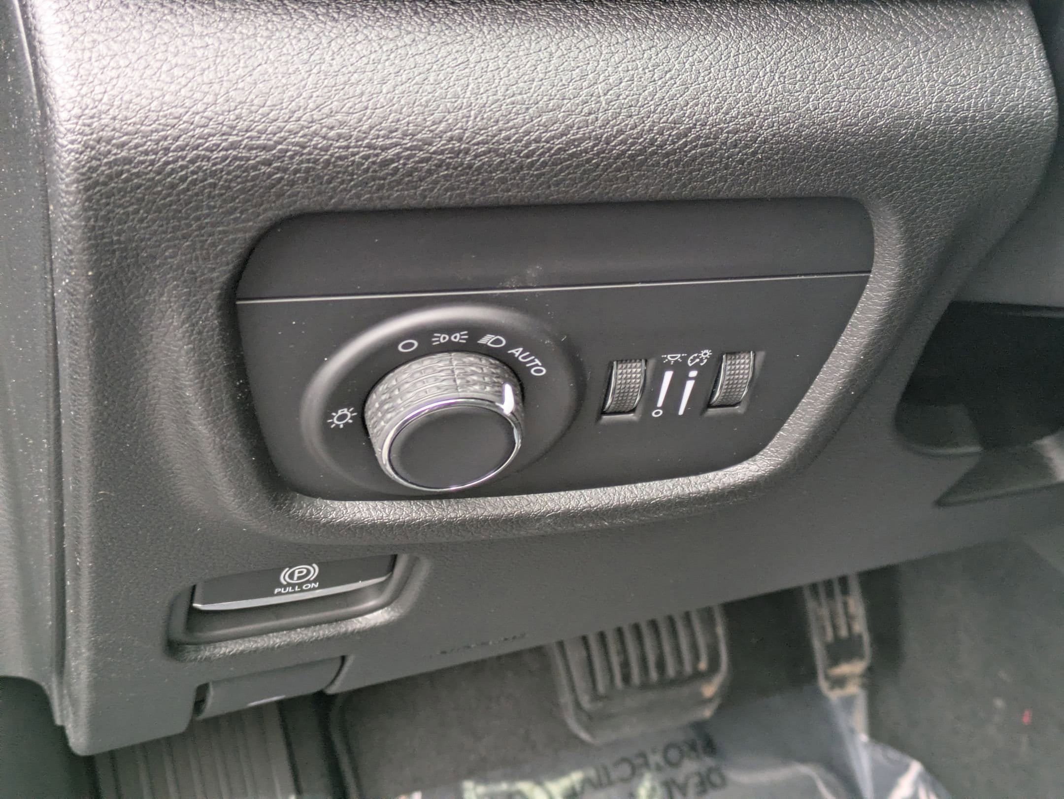New 2026 Jeep Grand Cherokee Laredo X AWD/4WD image 15