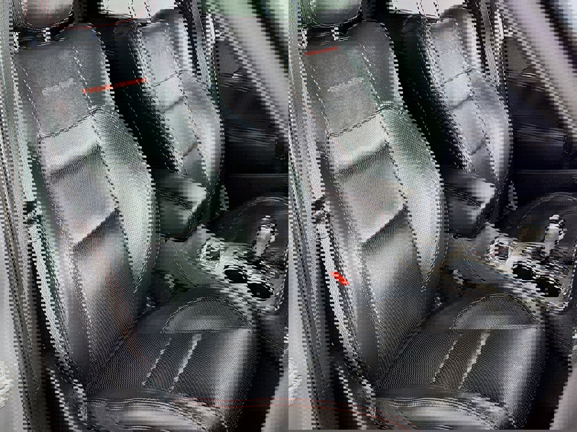 Used 2021 Jeep Grand Cherokee Trailhawk w/ Trailhawk Luxury Group image 38