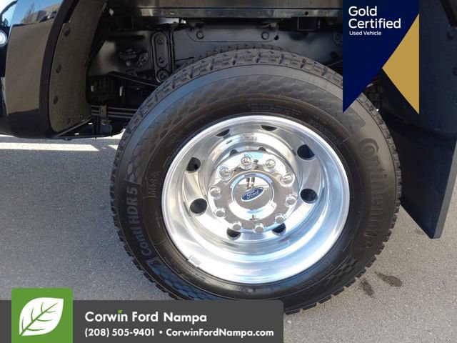 Certified 2026 Ford F450 Platinum w/ FX4 Off-Road Package image 37
