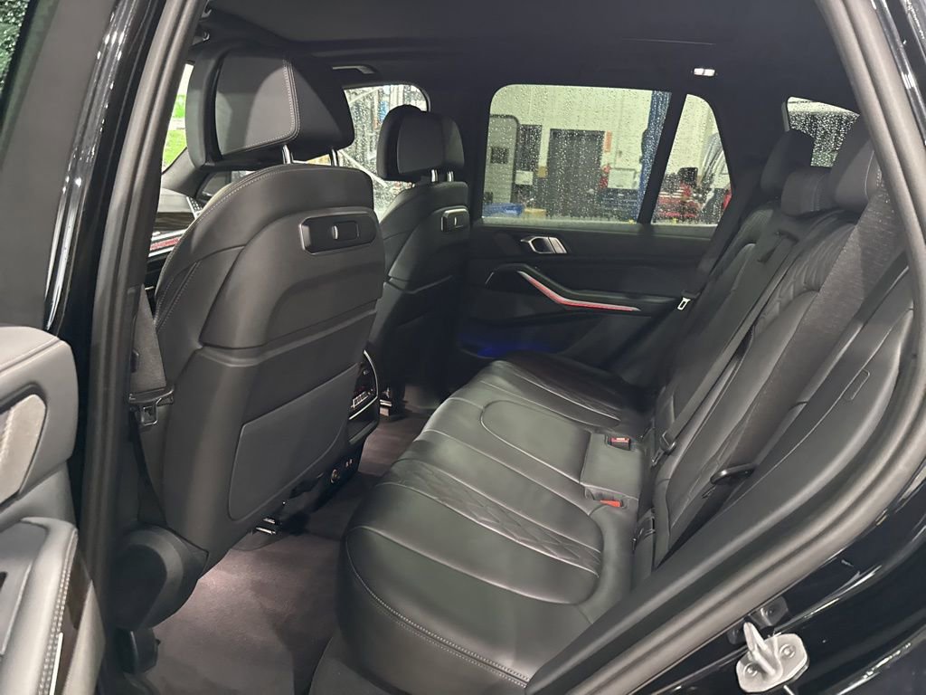 Used 2025 BMW X5 xDrive50e image 50