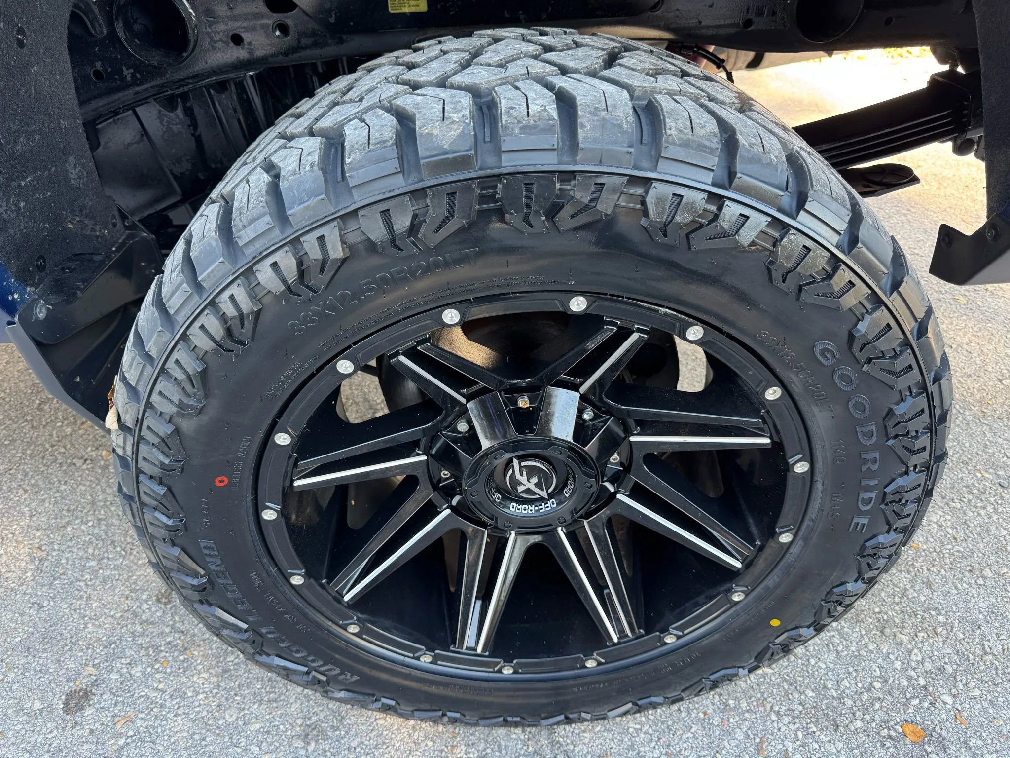 Used 2018 Chevrolet Silverado 2500 LT w/ LT Convenience Package AWD/4WD image 8
