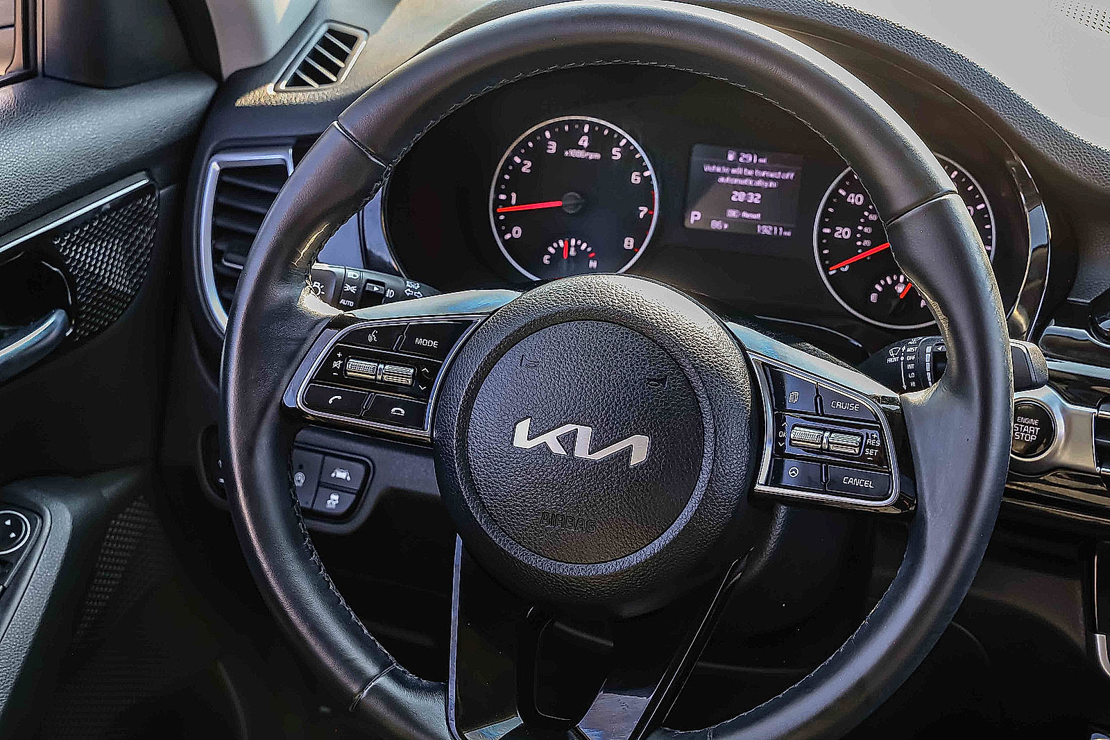Certified 2023 Kia Seltos EX AWD/4WD image 14