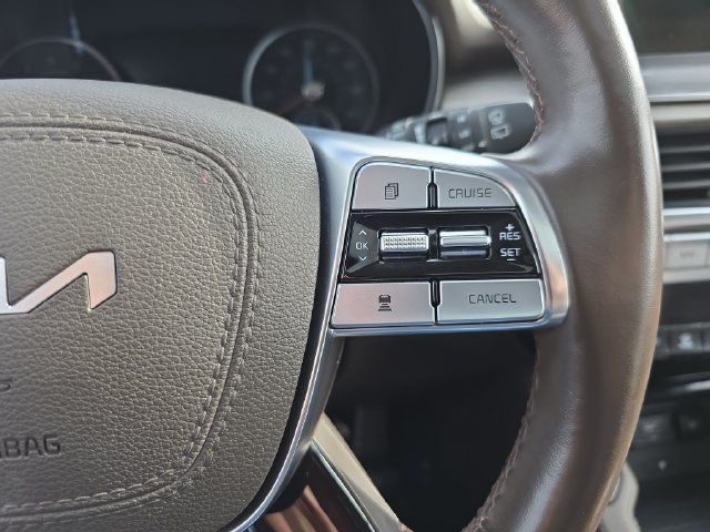 Used 2022 Kia Telluride SX w/ Nightfall Edition Package AWD/4WD image 22