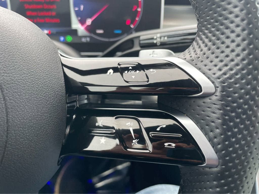 Used 2024 Mercedes-Benz C 300 4MATIC Sedan image 16