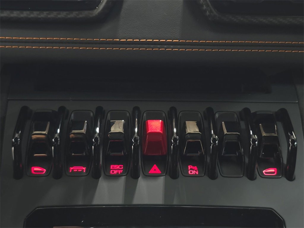 Used 2024 Lamborghini Huracan Sterrato image 21