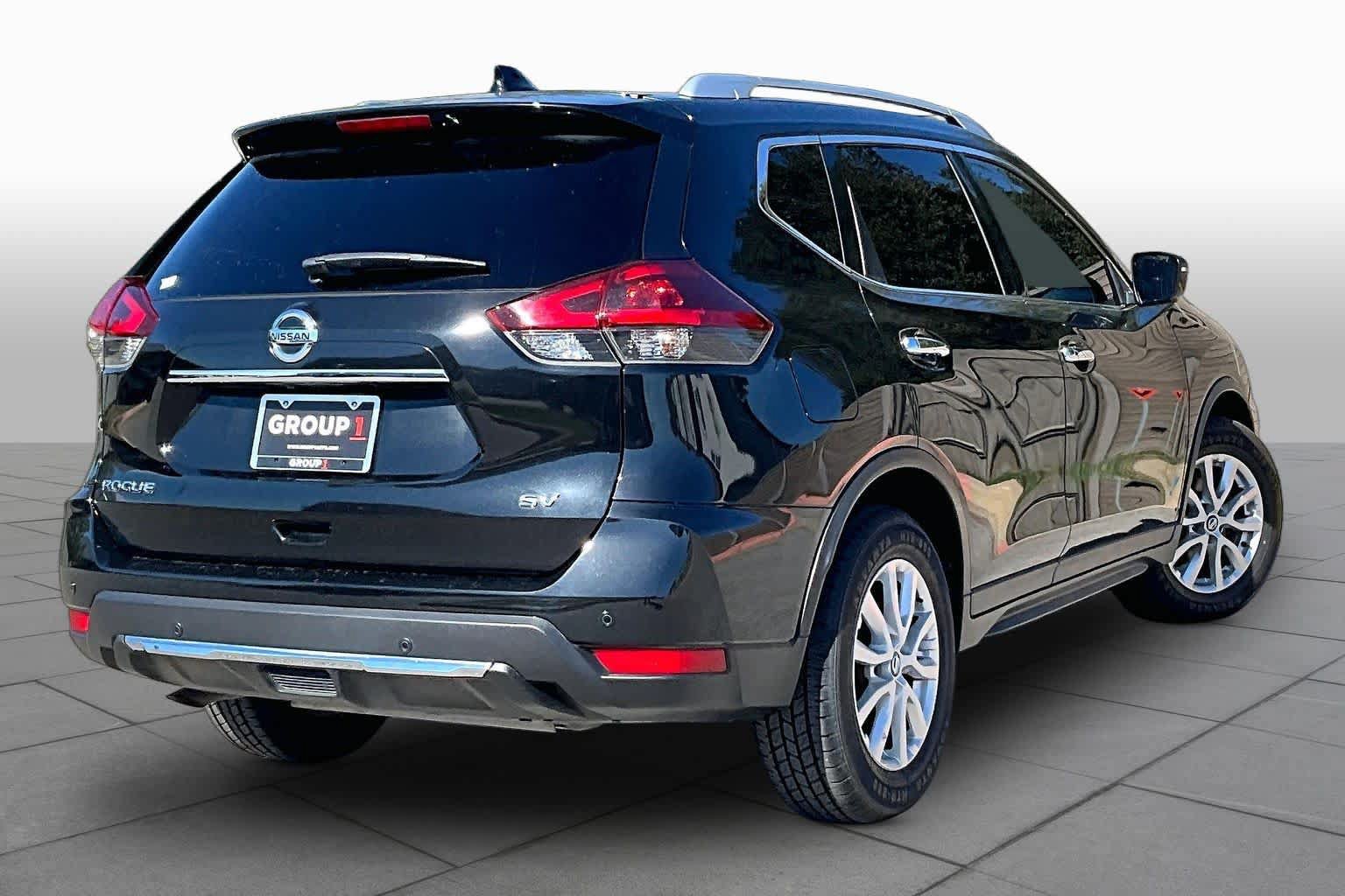 Certified 2019 Nissan Rogue SV FWD image 13