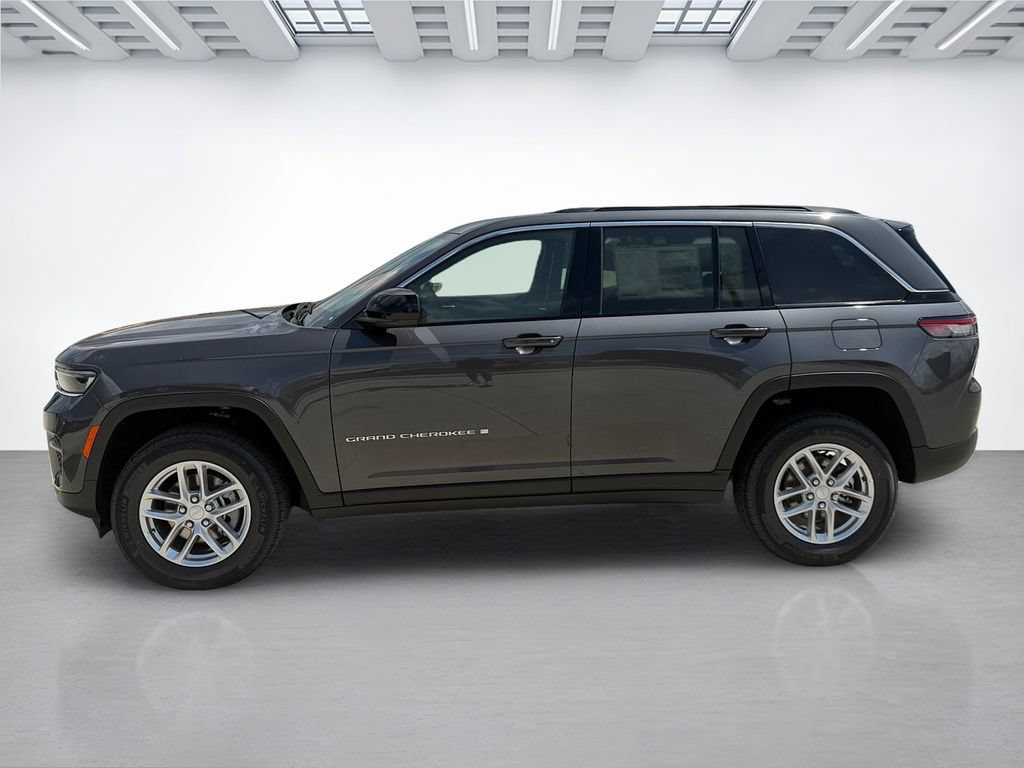 New 2026 Jeep Grand Cherokee Laredo RWD image 6