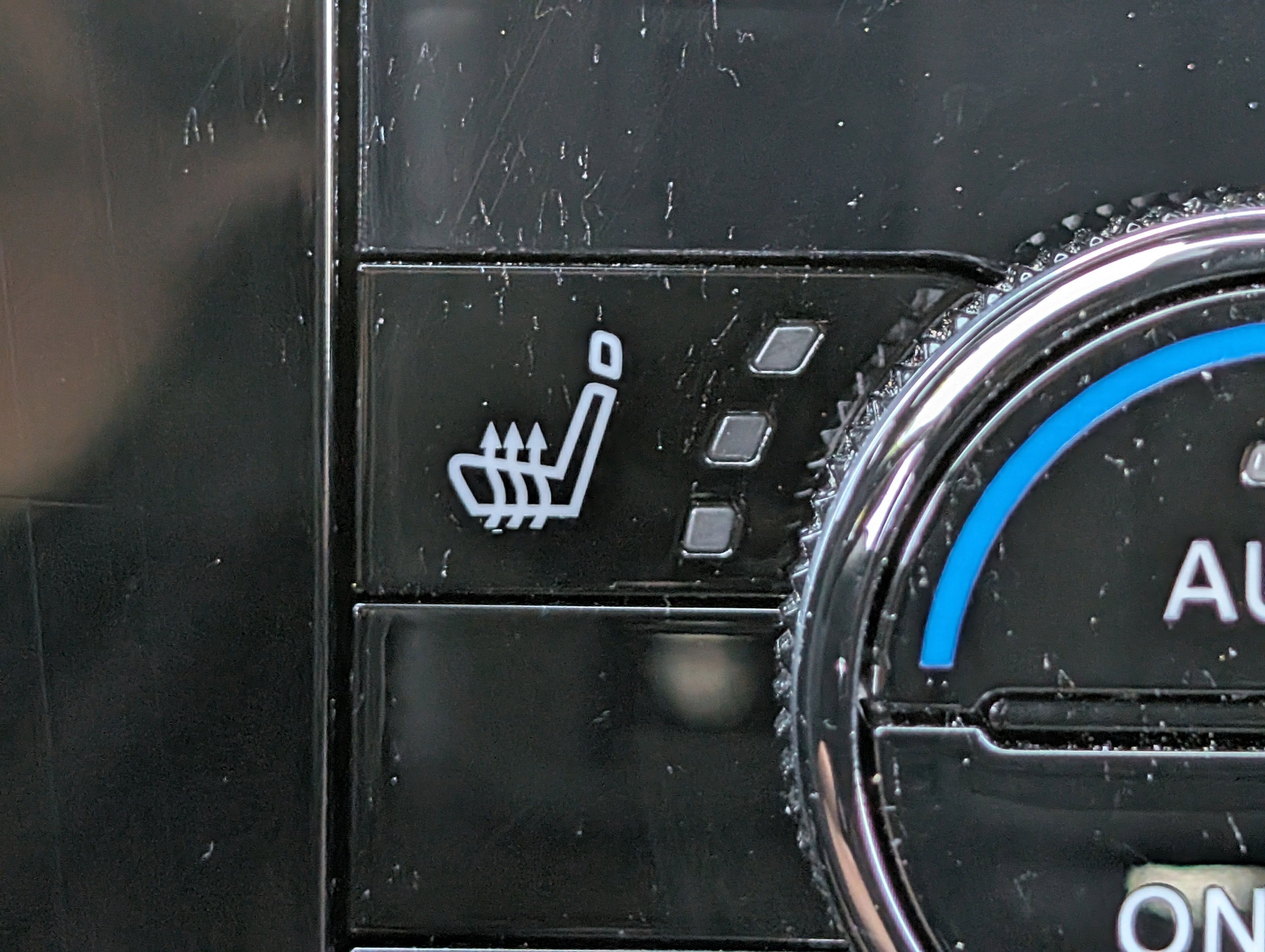 Used 2023 Nissan Armada SL w/ Midnight Edition Package image 34