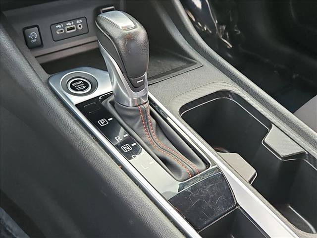 Used 2025 Nissan Sentra SR FWD image 12