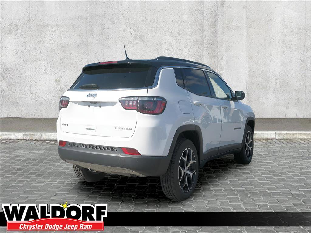 Used 2024 Jeep Compass Limited image 2