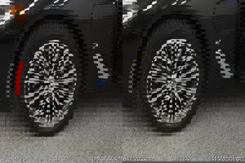 Used 2018 BMW 530e image 48